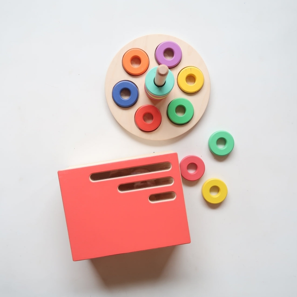 Lovevery - Flexible Wooden Ring Stacker And Disc Drop